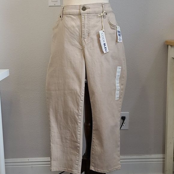 Code Bleu Pants - PLUS SIZE CODE BLUE CLASSIC CAPRI PANTS